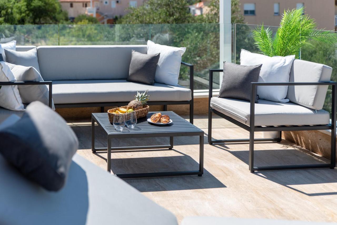 Apartments Belmat Trogir Bagian luar foto