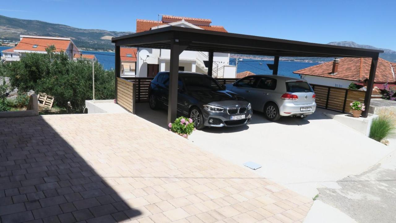 Apartments Belmat Trogir Bagian luar foto